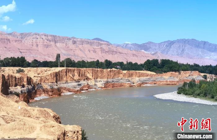 圖為黃河河曲。　張海雯 攝