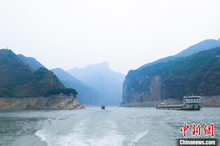 一場巡河“找茬”行動，何以巡出碧水東流的長江？