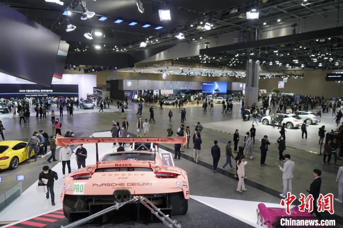 圖為展會現(xiàn)場。　劉旭 攝