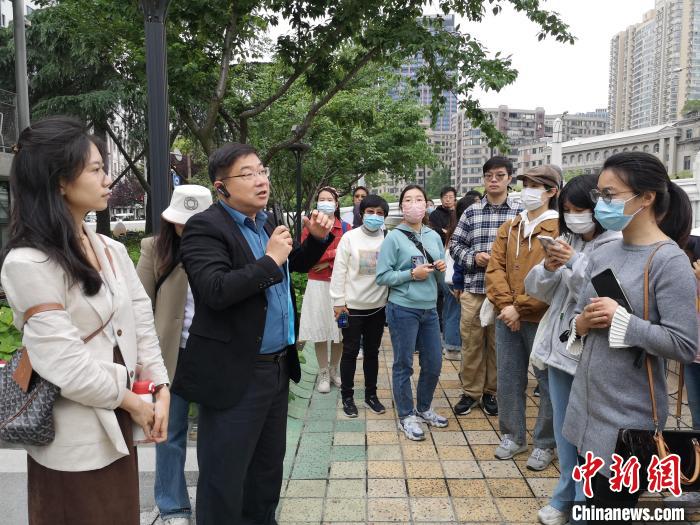 活動(dòng)現(xiàn)場(chǎng)。　范宇斌 攝