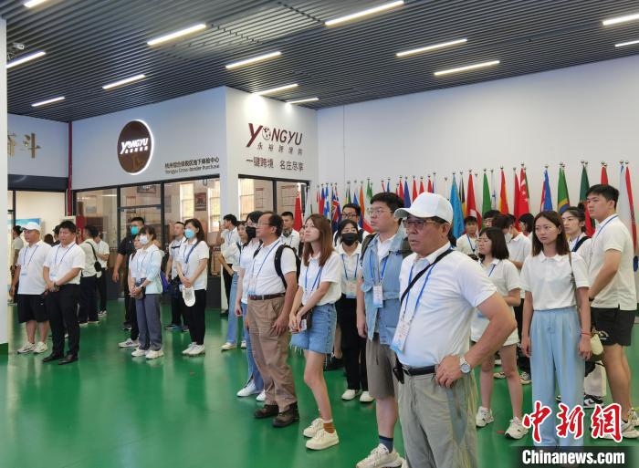 臺(tái)灣青年參訪浙江?！□U夢妮 攝