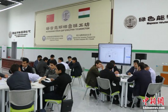 2023年4月，位于杜尚別的塔吉克斯坦魯班工坊課堂。張碩 攝