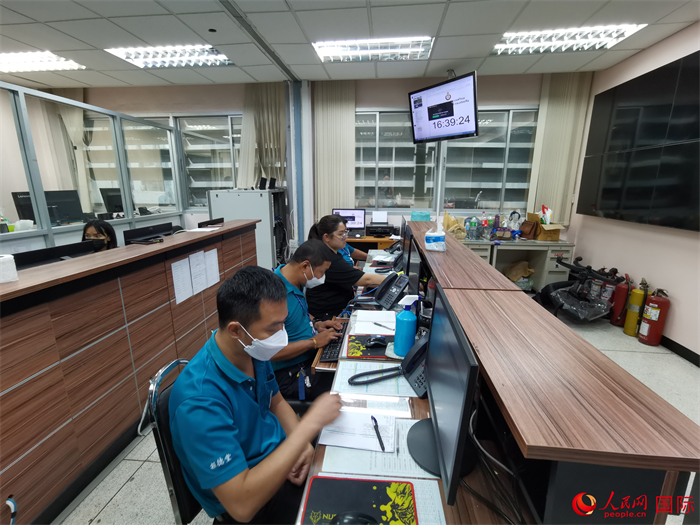 “曼谷無線電中心”工作現(xiàn)場。人民網(wǎng)記者 白元琪攝