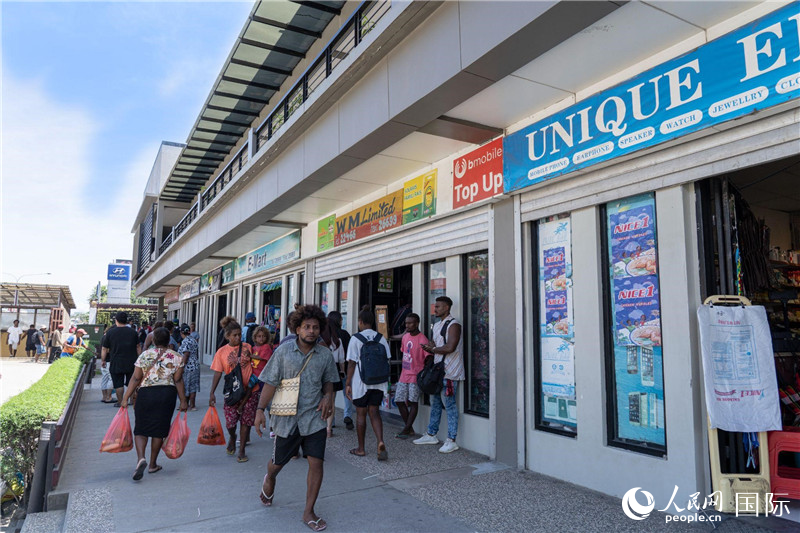 2023年9月12日，所羅門群島首都霍尼亞拉街景。人民網(wǎng) 賀吉攝