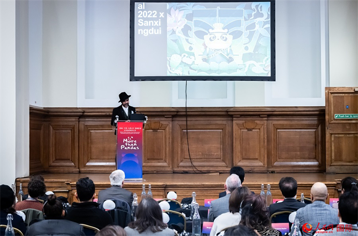 城市建筑與文化創(chuàng)意設(shè)計師卡姆·帕尼薩講述他和四川的故事。人民網(wǎng) 郭錦標(biāo)攝