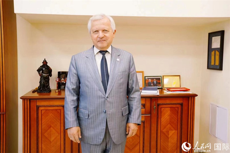 阿納托利·托濟克接受人民網(wǎng)記者專訪。人民網(wǎng) 皇甫萬里 攝