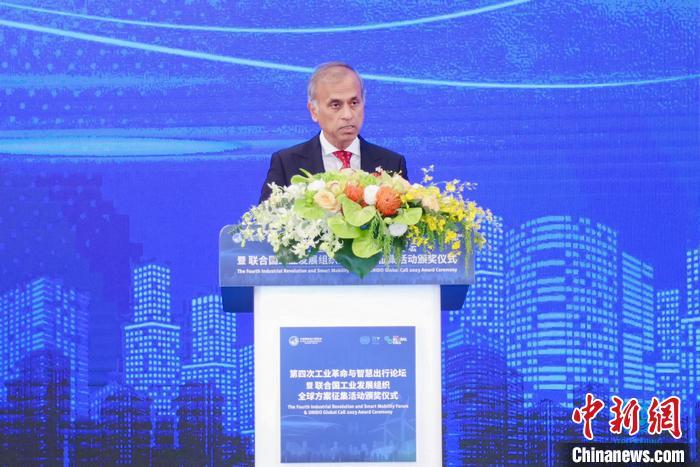 聯(lián)合國駐華協(xié)調(diào)員常啟德發(fā)表演講。