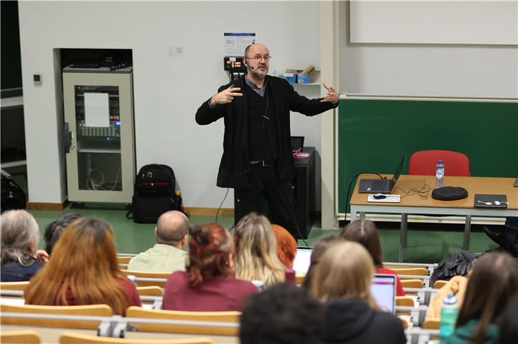 圖為講座現(xiàn)場(chǎng)。布魯塞爾中國文化中心供圖