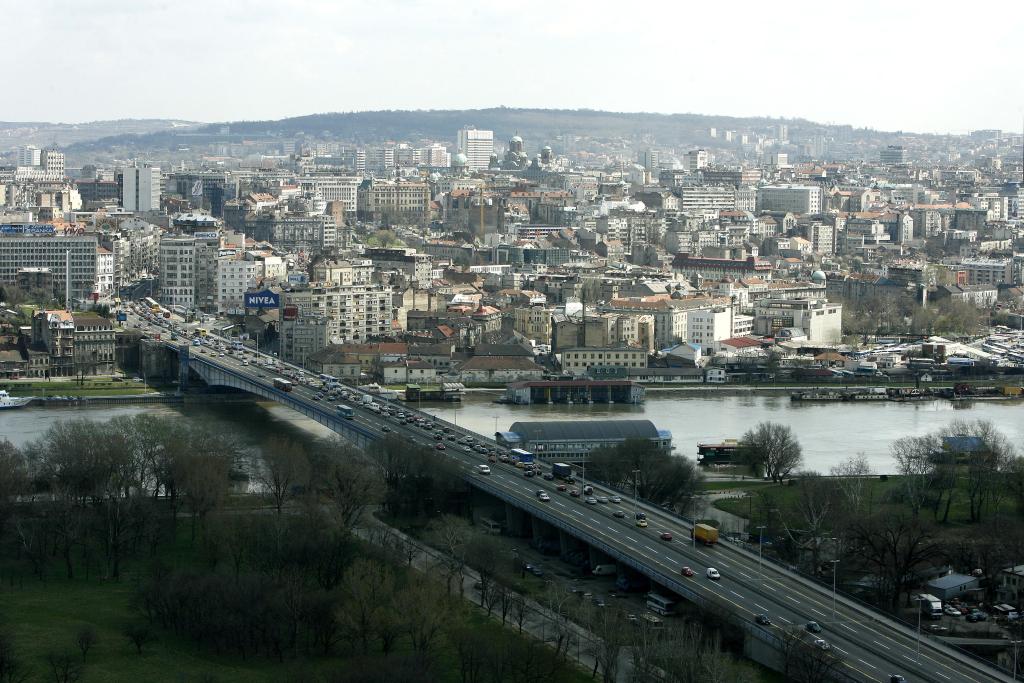 這是2015年3月30日拍攝的塞爾維亞首都貝爾格萊德老城區(qū)。貝爾格萊德是塞爾維亞的首都，坐落在薩瓦河和多瑙河的交匯處，是歐洲最古老的城市之一。新華社發(fā)（普雷德拉格·米洛薩夫列維奇攝）