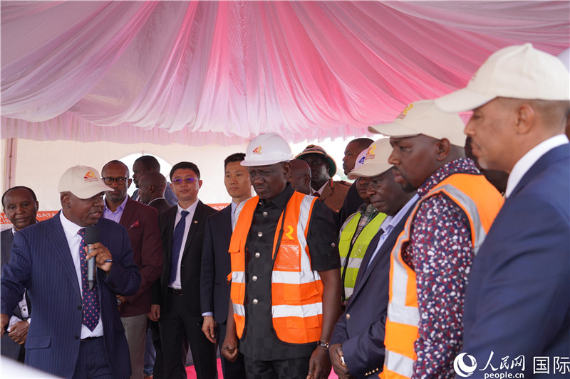 開工儀式現(xiàn)場(chǎng)。人民網(wǎng)記者 黃煒鑫攝