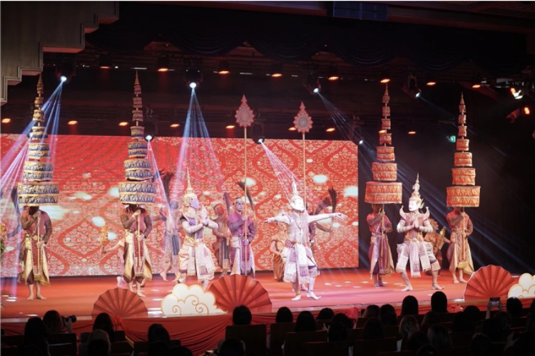 圖為2024“歡樂春節(jié)”中泰互致新春賀辭活動(dòng)現(xiàn)場(chǎng)。 中國(guó)駐泰國(guó)大使館文化處供圖