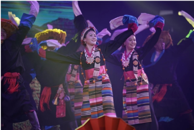 圖為2024“歡樂春節(jié)”中泰互致新春賀辭活動(dòng)現(xiàn)場(chǎng)。 中國(guó)駐泰國(guó)大使館文化處供圖