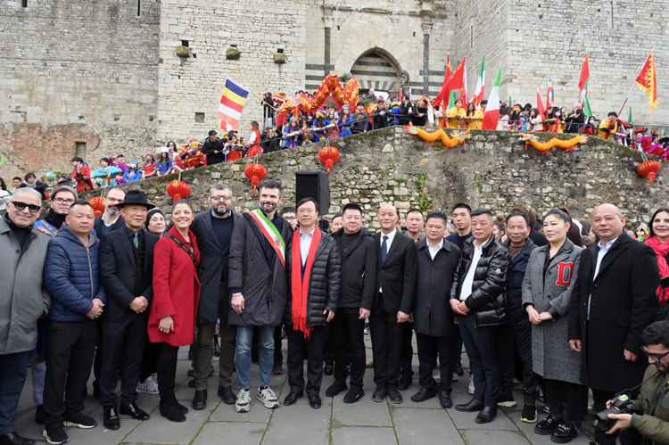 參與活動(dòng)嘉賓合影。主辦方供圖