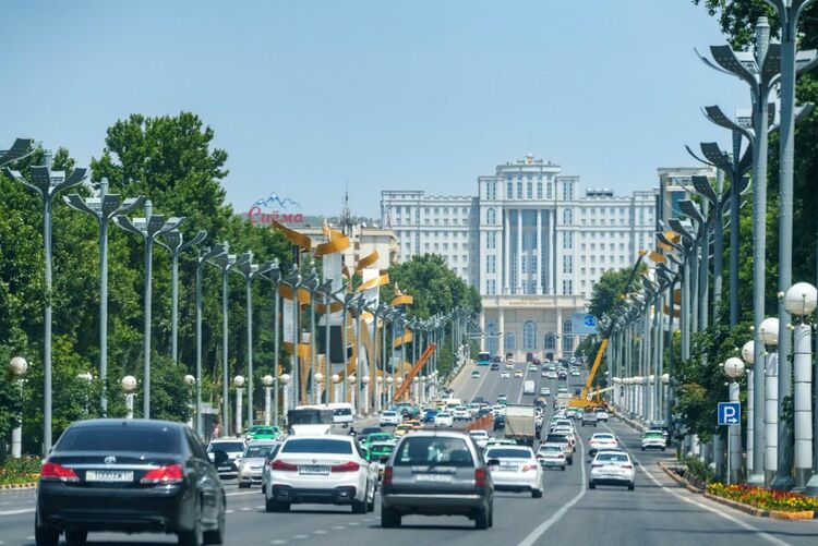 第1視點(diǎn)丨這兩座大樓，見(jiàn)證著中塔友誼