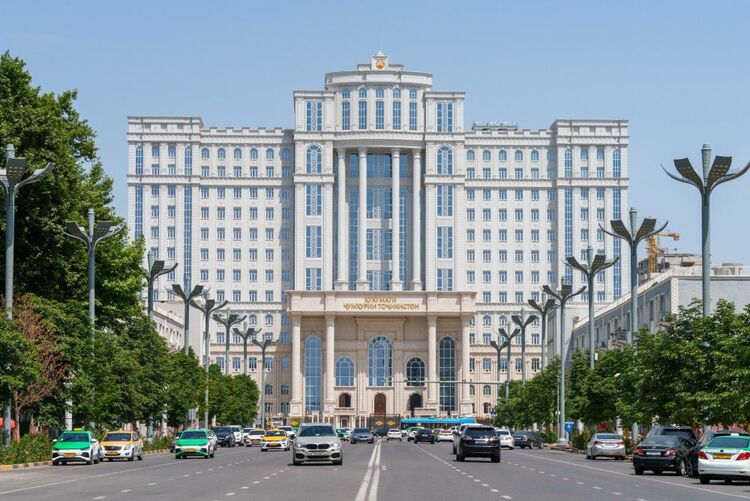 第1視點(diǎn)丨這兩座大樓，見(jiàn)證著中塔友誼