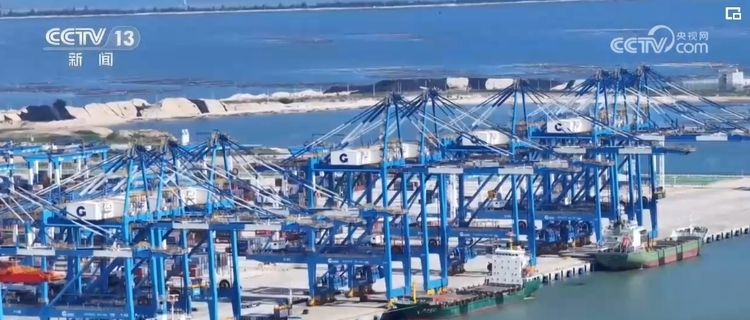 便企服務(wù)實(shí)打?qū)?為企業(yè)“出?！北ｑ{護(hù)航 經(jīng)濟(jì)發(fā)展“添”動(dòng)力