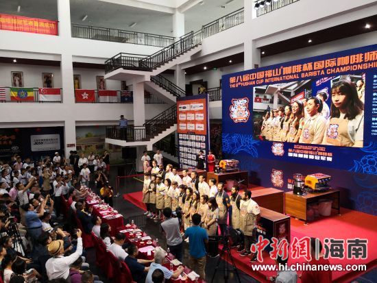 圖為參賽選手集體亮相。尹海明 攝