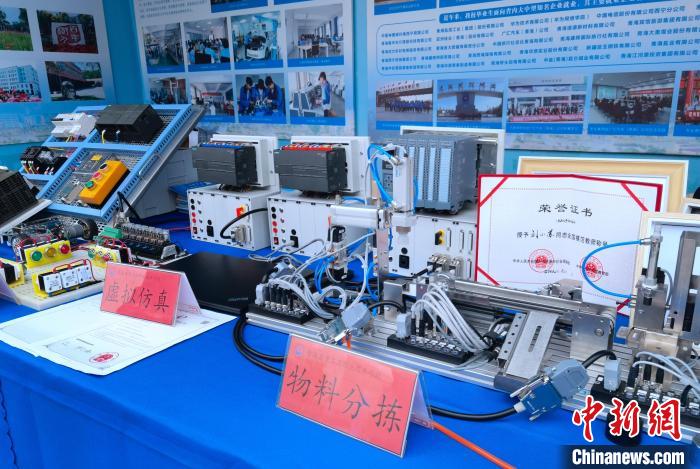 青海構(gòu)建特色優(yōu)勢(shì)學(xué)科專業(yè)體系在校博士生10年增長16倍