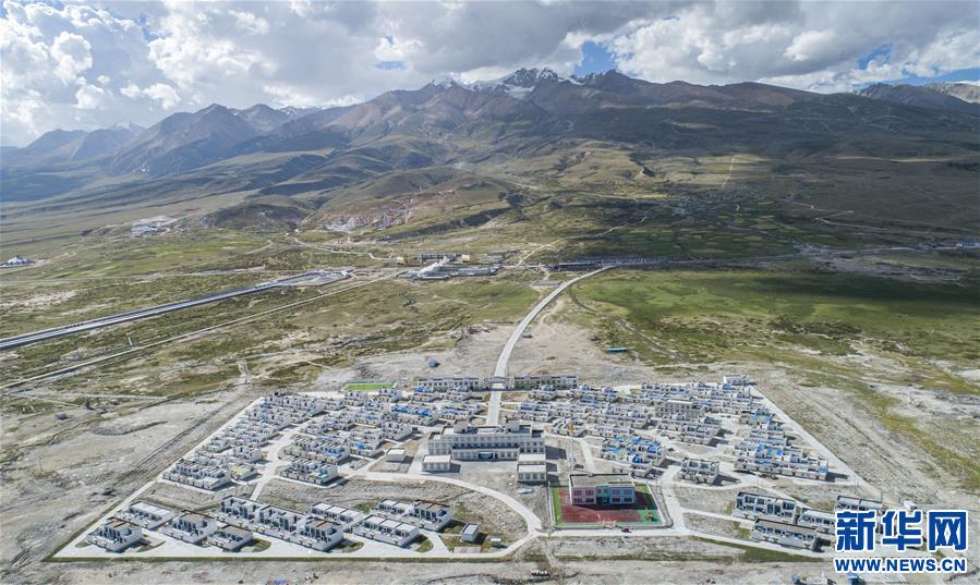 （新華全媒頭條·走向我們的小康生活·圖文互動）（1）扎西德勒，我們的新家園——西藏易地扶貧搬遷搬出幸福美好新生活