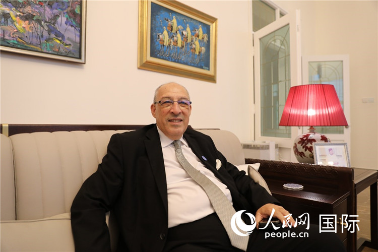 9月6日，摩洛哥駐華大使阿卜杜勒卡迪爾·安薩里接受人民網(wǎng)記者采訪。人民網(wǎng)記者 翟轉(zhuǎn)麗攝