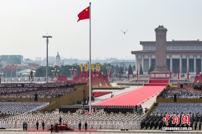 9月3日，紀(jì)念中國(guó)人民抗日戰(zhàn)爭(zhēng)暨世界反法西斯戰(zhàn)爭(zhēng)勝利80周年大會(huì)在北京天安門(mén)廣場(chǎng)隆重舉行。<a target='_blank' href='/'><p  align=