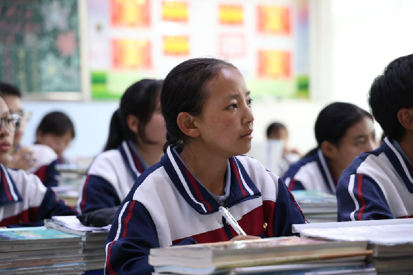 講好中華民族共同體故事，讓網(wǎng)絡(luò)“連心”更“聚心”