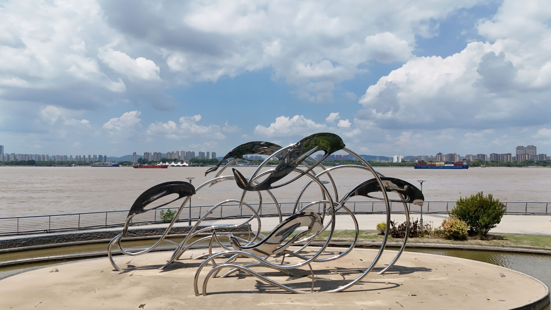 文化中國行 長江之歌丨微笑的江豚，從四千年前“游”來