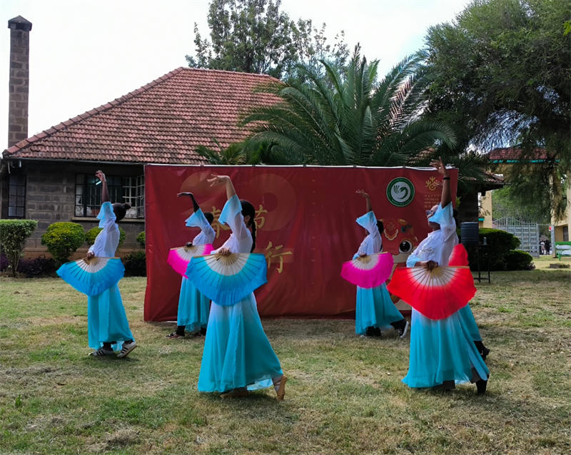 埃格頓大學(xué)春節(jié)體驗(yàn)活動(dòng)。埃格頓大學(xué)孔子學(xué)院供圖