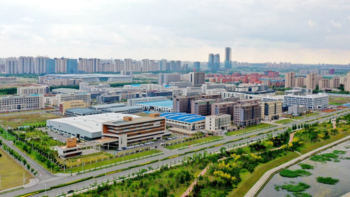 位于長春新區(qū)的一家家光電企業(yè)走上了協(xié)同化發(fā)展之路。（長春新區(qū)供圖）