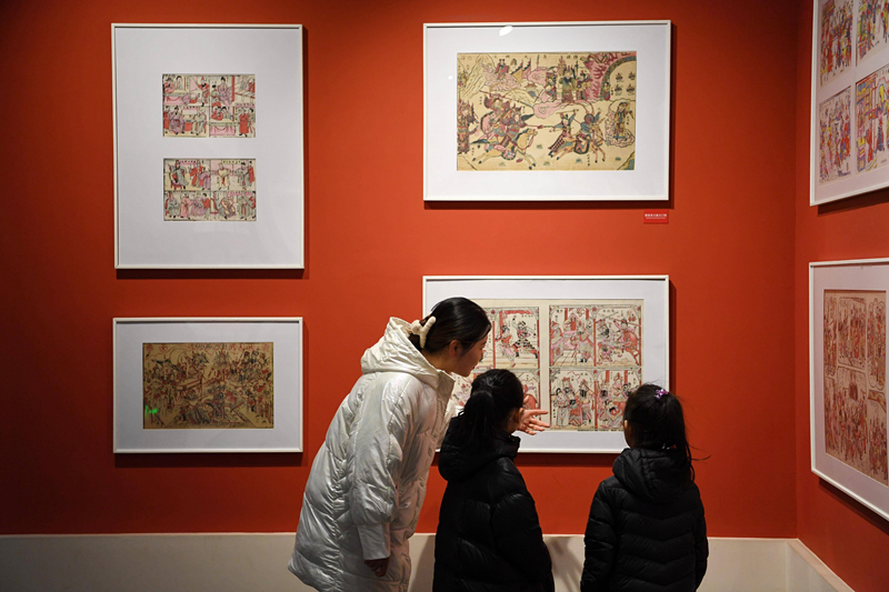 2023年2月3日，游客在河北武強(qiáng)年畫(huà)博物館參觀。