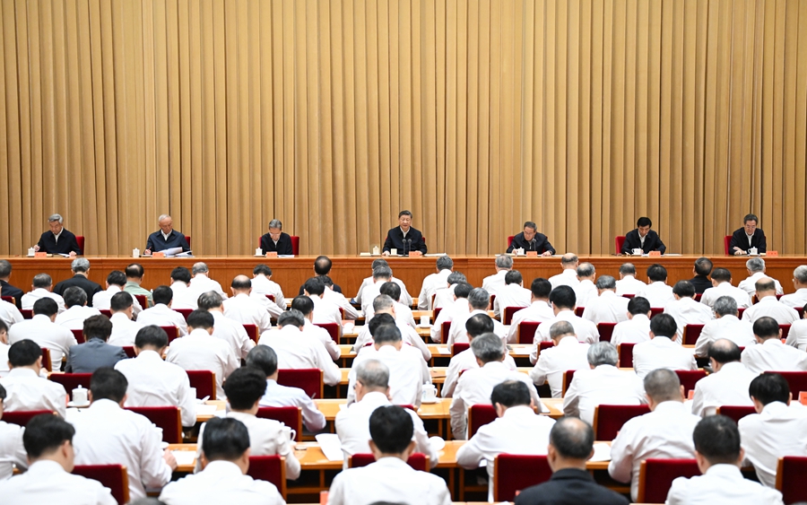 7月14日至15日，中央城市工作會(huì)議在北京舉行。中共中央總書記、國家主席、中央軍委主席習(xí)近平出席會(huì)議并發(fā)表重要講話。中共中央政治局常委李強(qiáng)、趙樂際、王滬寧、蔡奇、丁薛祥、李希出席會(huì)議。