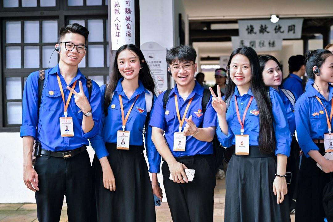 200名來自越南胡志明共青團(tuán)中央的青少年代表齊聚廣州開啟“紅色研學(xué)之旅”。