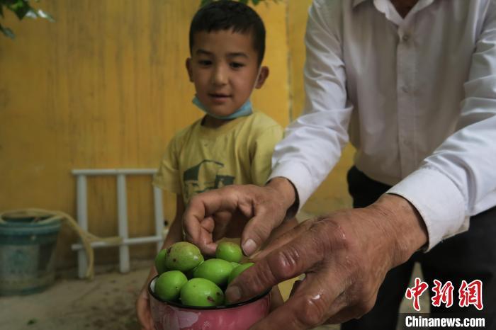 圖為進藏先遣英雄連誓師地原址所在的新疆維吾爾自治區(qū)和田地區(qū)于田縣普魯村現(xiàn)貌。　楊程晨 攝