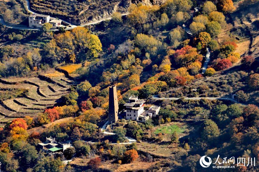 丹巴美景。李永安攝