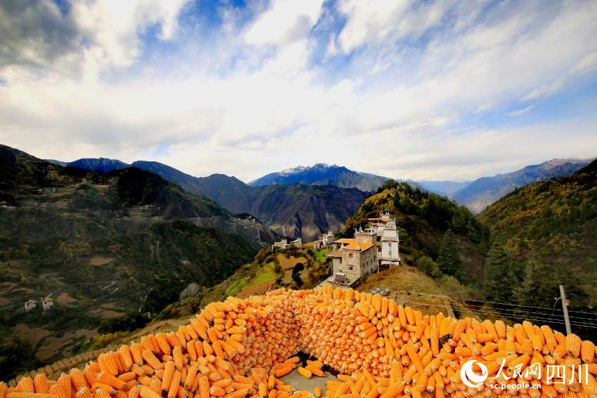 丹巴美景。李永安攝