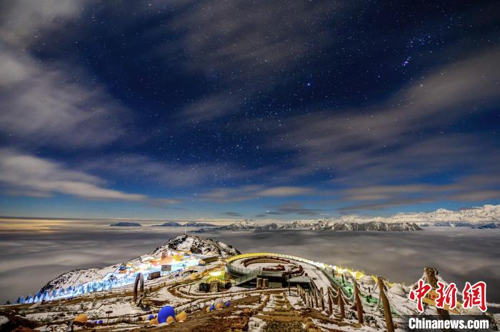 牛背山星空?！↑S業(yè)文 攝