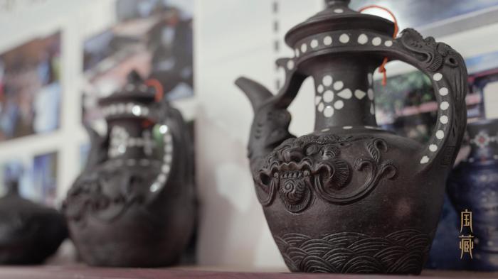 圖為尼西黑陶作品?！垍?攝