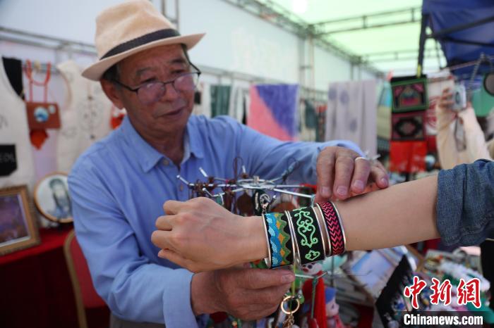 青海格爾木：保護挖掘、活態(tài)傳承45項非遺