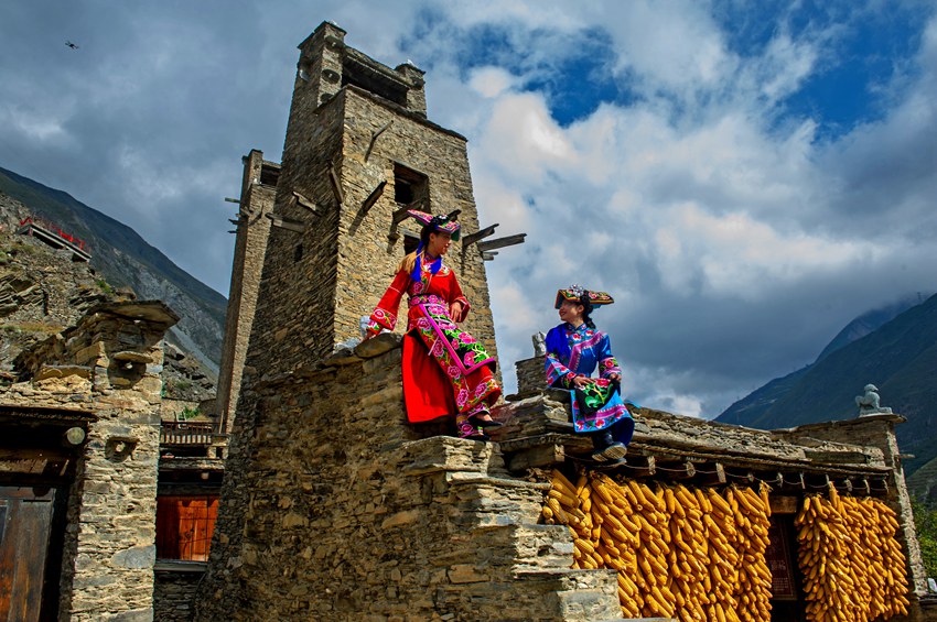 四川省阿壩州理縣桃坪村。四川省文旅廳供圖