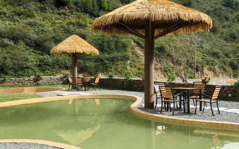 興疆溝溫泉。道孚縣融媒體中心供圖