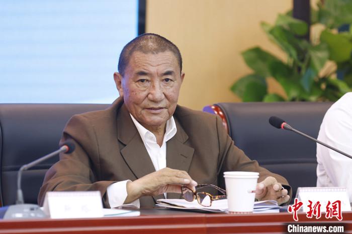 5月19日，由中國人權(quán)研究會(huì)、中國西藏文化保護(hù)與發(fā)展協(xié)會(huì)、中國藏學(xué)研究中心主辦的“紀(jì)念西藏和平解放70周年國際學(xué)術(shù)研討會(huì)”在北京舉行。西藏自治區(qū)政協(xié)副主席珠康·土登克珠指出，長期以來，西方敵對勢力和達(dá)賴集團(tuán)完全不顧事實(shí)真相，誣蔑造謠西藏“缺乏宗教信仰自由”。事實(shí)上，在西藏，寺院受到有效保護(hù)，廣大信教群眾的宗教信仰得到尊重，僧侶的宗教活動(dòng)有序進(jìn)行，宗教信仰自由政策在西藏得到全面、正確的貫徹執(zhí)行。　 <a target='_blank' ></p><p  align=