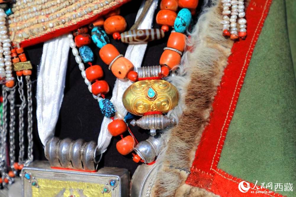 精美的配飾。人民網(wǎng) 李海霞攝