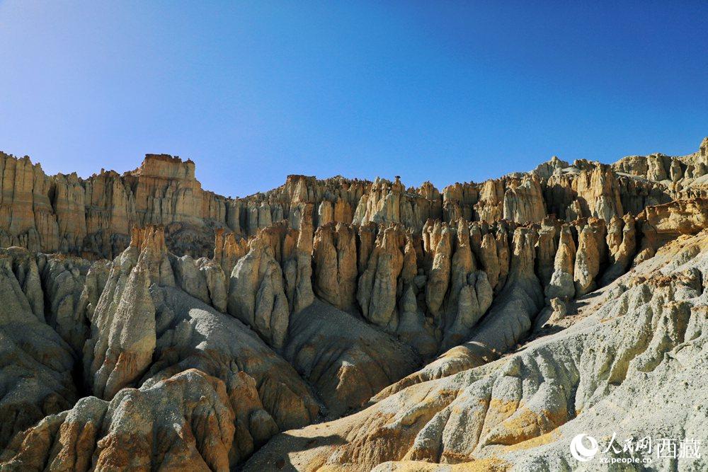 札達(dá)土林。人民網(wǎng) 李海霞攝