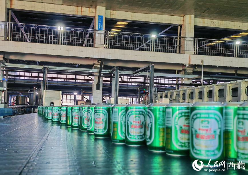 新的生產(chǎn)線投運(yùn)。人民網(wǎng) 李海霞攝