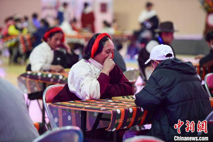 圖為比賽現(xiàn)場?！∝暩聛硭?攝