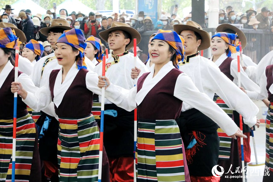 舞蹈《阿諧》。人民網(wǎng) 次仁羅布攝