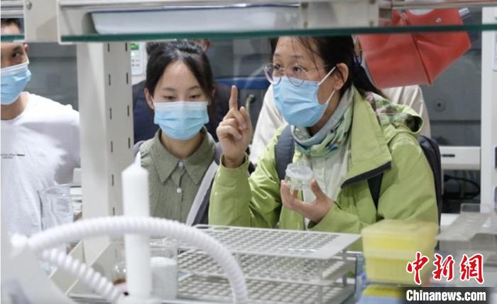 圖為西藏自治區(qū)市場監(jiān)督管理局舉辦2023年助力全區(qū)肉制品生產(chǎn)企業(yè)質(zhì)量提升專題培訓(xùn)班現(xiàn)場?！∥鞑刈灾螀^(qū)市場監(jiān)督管理局供圖