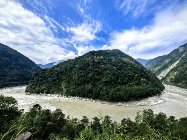 幾代建設(shè)者，歷經(jīng)半個多世紀完成！這是一條怎樣的公路？