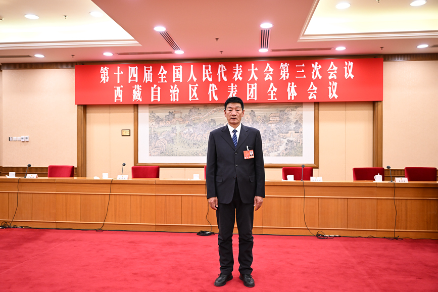 全國人大代表、國網(wǎng)拉薩供電公司城區(qū)供電服務(wù)中心帶電作業(yè)保電班副班長扎西尼瑪。次吉美朵攝