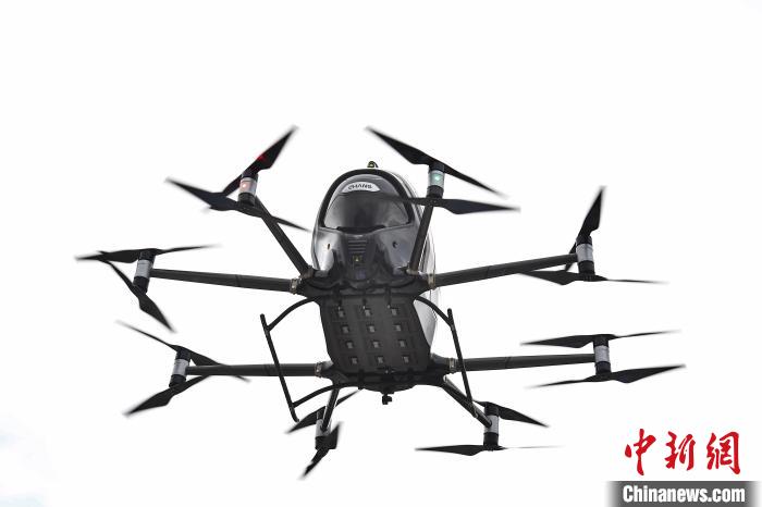 載人無人機首次在西藏3000米高空亮相